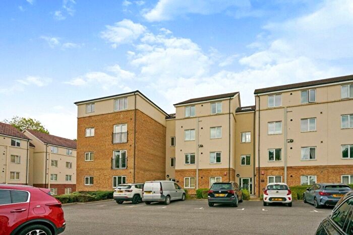 2 Bedroom Apartment To Rent In Maple Court, Leeds, West Yorkshire, LS14
