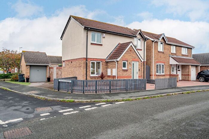 3 Bedroom Detached House For Sale In Bodelwyddan Avenue, Kinmel Bay, LL18