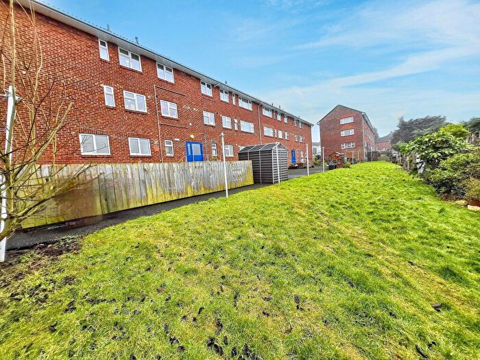 2 Bedroom Flat To Rent In St. Pauls Road, Hexham, Northumberland, NE46