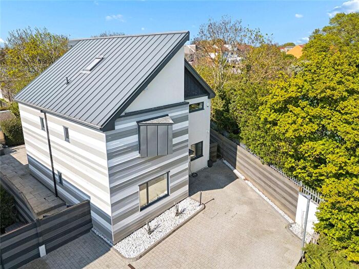 5 Bedroom Detached House For Sale In Basi Close, Emerson Park, RM11