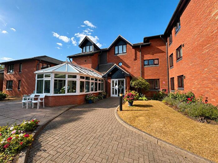 2 Bedroom Retirement Property For Sale In Warwick Road, Kenilworth, CV8