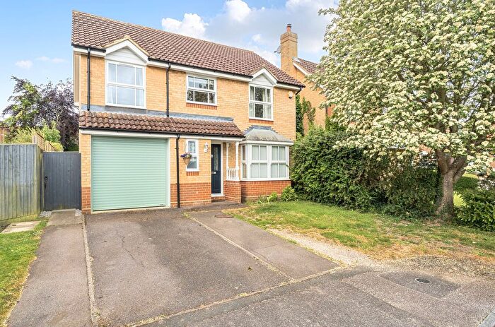4 Bedroom Detached House For Sale In Blount Crescent, Binfield, Bracknell, RG42