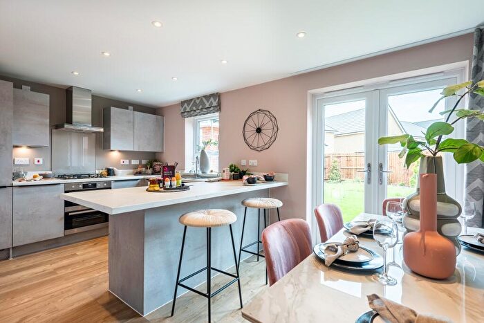 4 Bedroom Detached House For Sale In Winnycroft Lane, Matson, Gloucester, GL4
