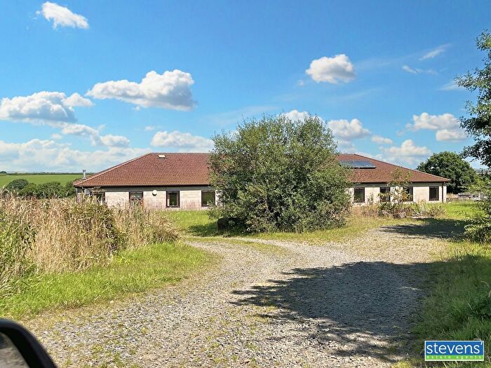 2 Bedroom Flat To Rent In Risdon Farm, Jacobstowe, Okehampton, Devon, EX20