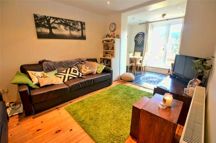1 Bedroom Flat To Rent In Woodstock Road, Stroud Green, London, N4