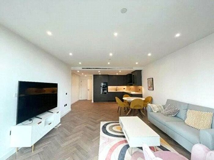 1 Bedroom Flat To Rent In Merino Gardens, Tower Hamlets, London, E1W