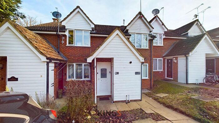 1 Bedroom Maisonette For Sale In Sandifield, Hatfield, AL10