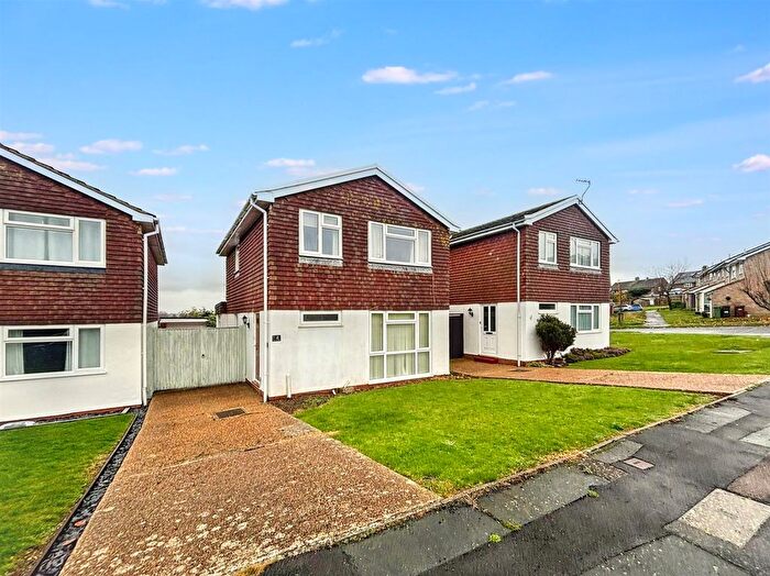 3 Bedroom Detached House For Sale In Magnolia Drive, Eastbourne, BN22