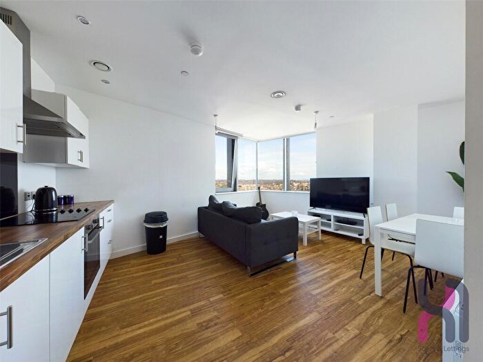 2 Bedroom Flat For Sale In The Tower, Plaza Boulevard, Liverpool, Merseyside, L8