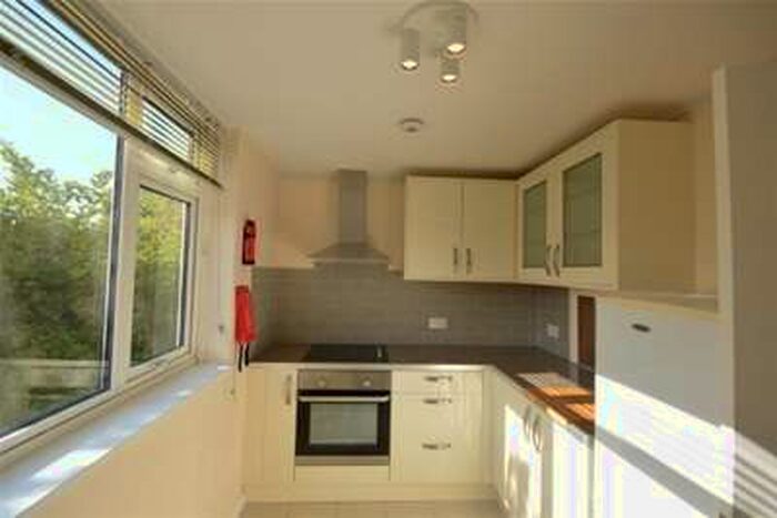 2 Bedroom Flat To Rent In Lilac Court, Cambridge, CB1