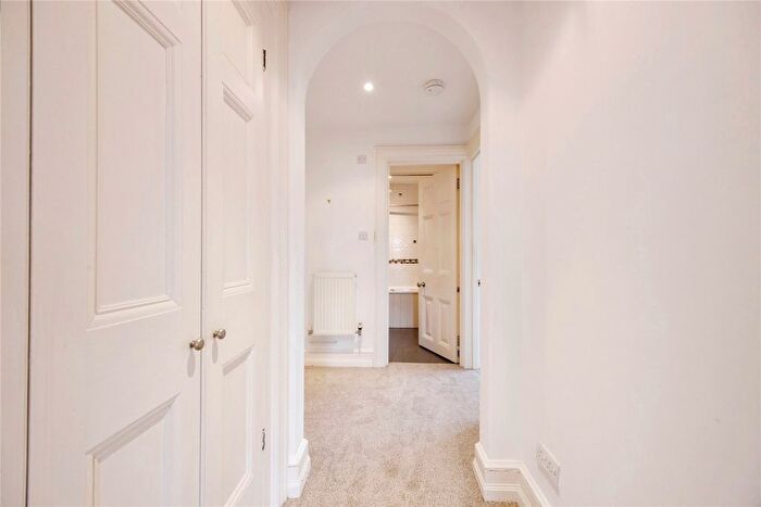 1 Bedroom Flat For Sale In Castle Street, Bodmin, Cornwall, PL31