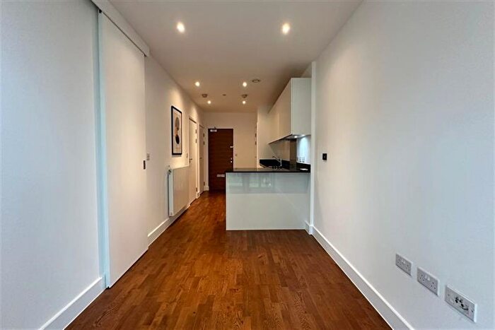 1 Bedroom Flat To Rent In Duncombe House, Royal Arsenal, Victory Parade, Woolwich, London, SE18
