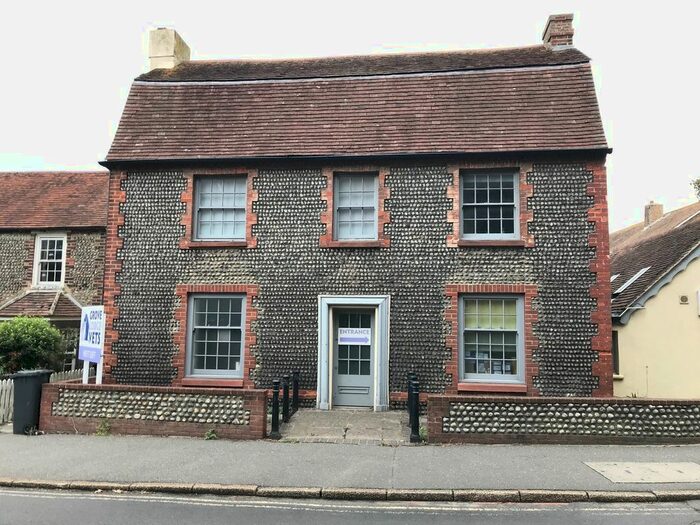 3 Bedroom Maisonette To Rent In Southwick Street, Southwick, Brighton, BN42