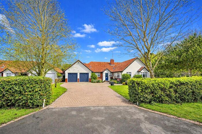 4 Bedroom Detached Bungalow For Sale In Blunts Hall Road, Witham, CM8