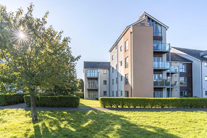 2 Bedroom Flat For Sale In Kittiwake Drive, Portishead, BS20
