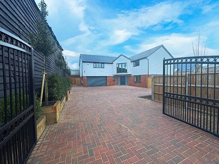 5 Bedroom Property For Sale In The Hollies, Brookfields, Potton, SG19