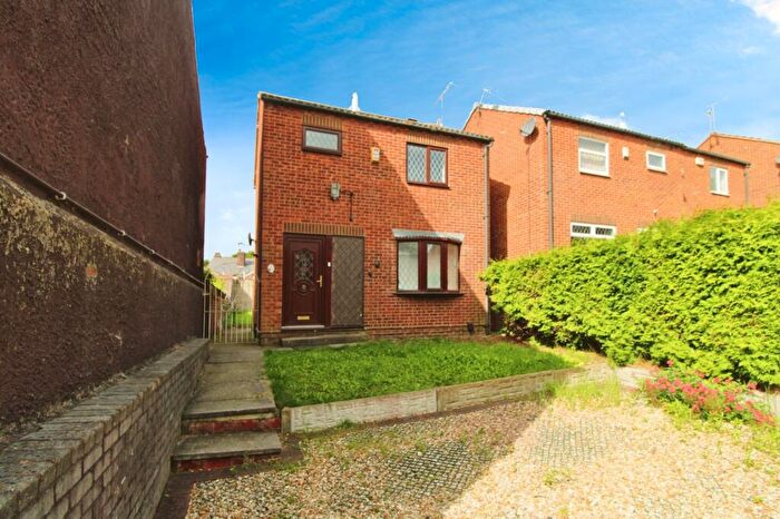 2 Bedroom Detached House To Rent In Dearne Street, Sheffield, South Yorkshire, S9