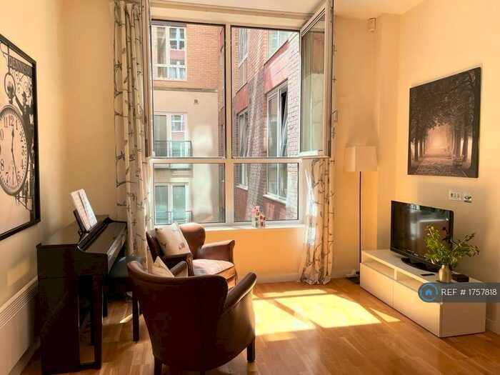 1 Bedroom Flat To Rent In Hosier Lane, London, EC1A