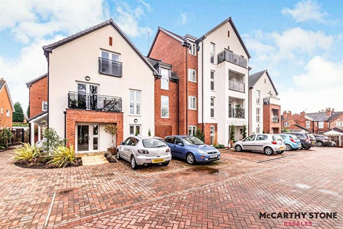 1 Bedroom Flat For Sale In Algar Court, Penn Road, Wolverhampton, WV4
