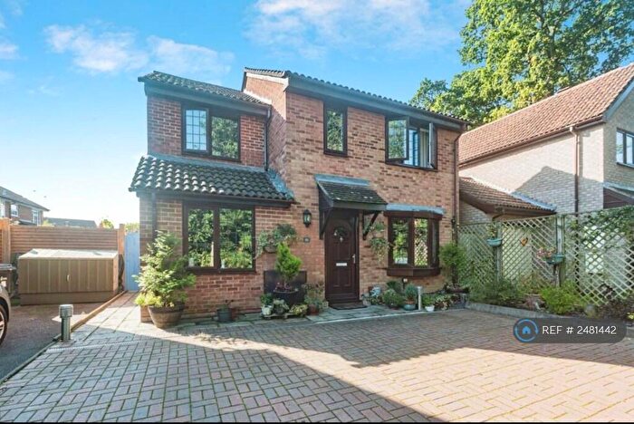 4 Bedroom Detached House To Rent In Fingford Close, Lower Earley, RG6