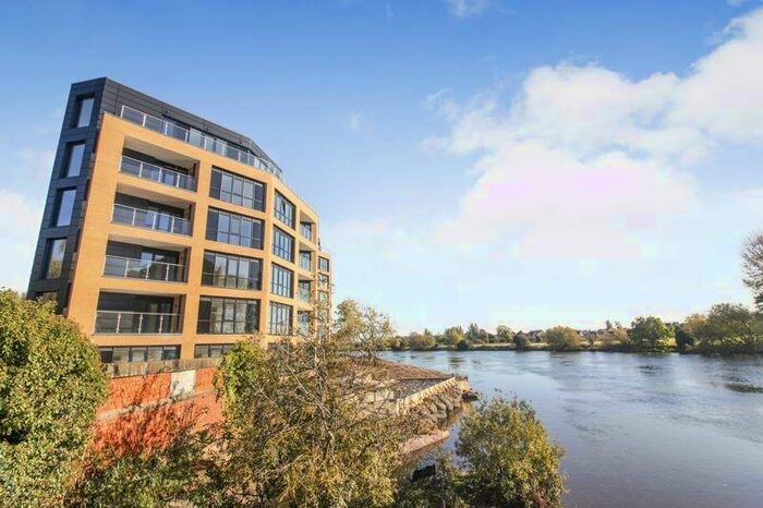 2 Bedroom Flat To Rent In Yacht Club Place, Trent Lane, Nottingham, Nottinghamshire, NG2