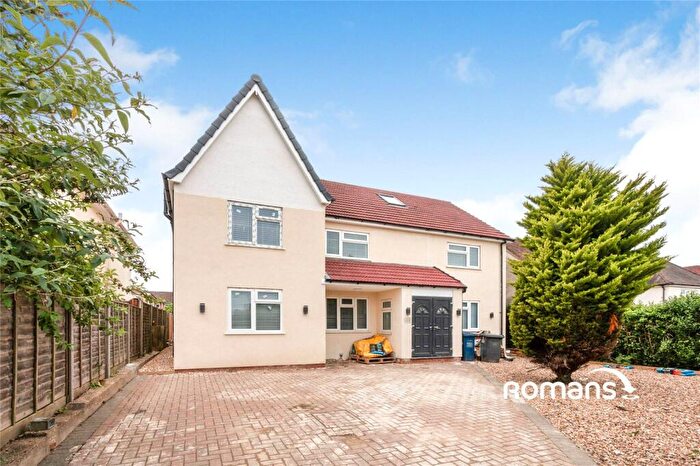 5 Bedroom Detached House To Rent In Green Lane, Farnham, Surrey, GU9