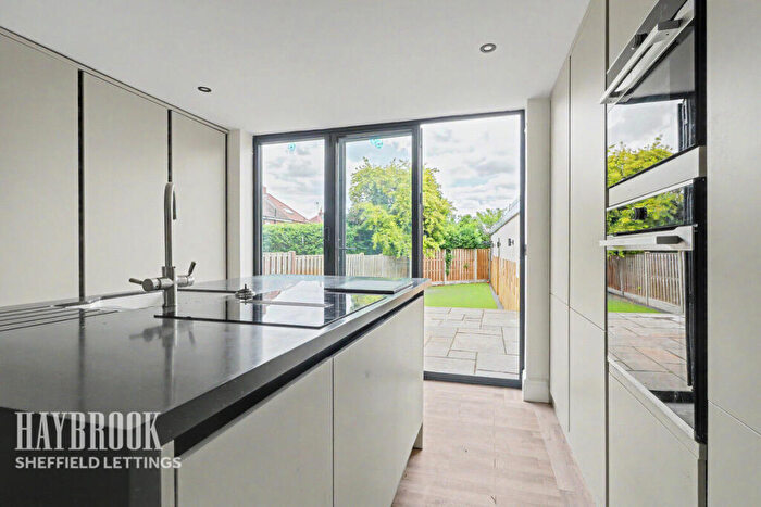 4 Bedroom Semi Detached House To Rent In Charnock Grove, Sheffield, S12