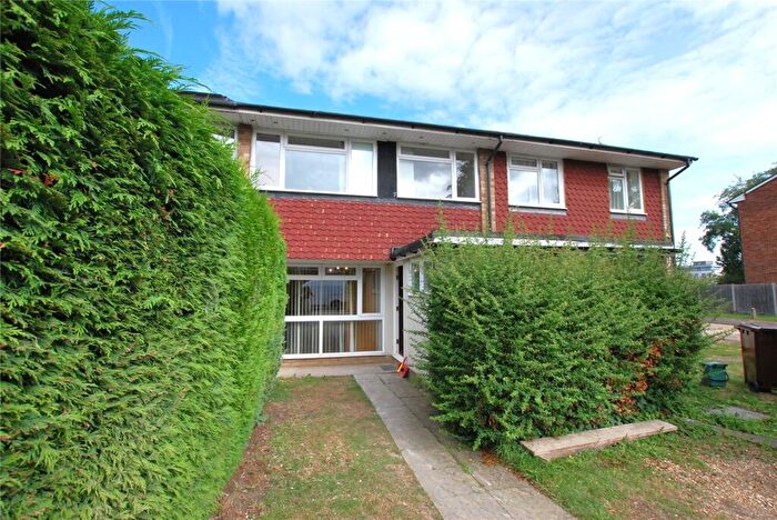 4 Bedroom Semi Detached House To Rent In Guildford Park Avenue, Guildford, Surrey, GU2