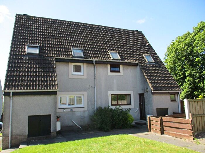 3 Bedroom Semi-Detached House For Sale In Howgill Brae, Annan, Dumfriesshire, DG12