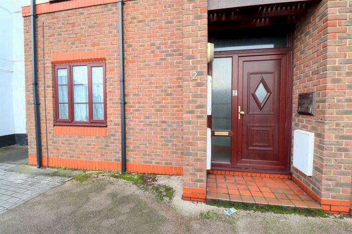 1 Bedroom Flat To Rent In Creek House, PO16