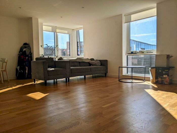 2 Bedroom Penthouse To Rent In Cannons Mews, Chelmsford, CM1