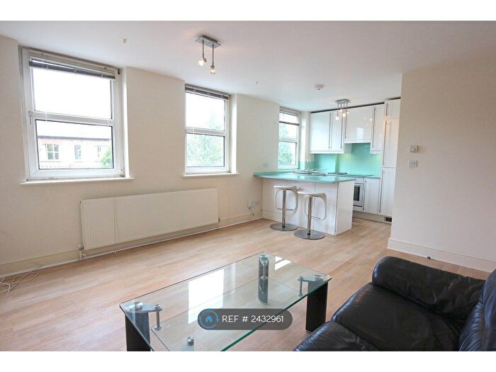 1 Bedroom Flat To Rent In St. Marys Road, Ealing Broadway, W5