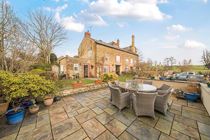 2 Bedroom End Of Terrace House For Sale In Barwick, Yeovil, BA22