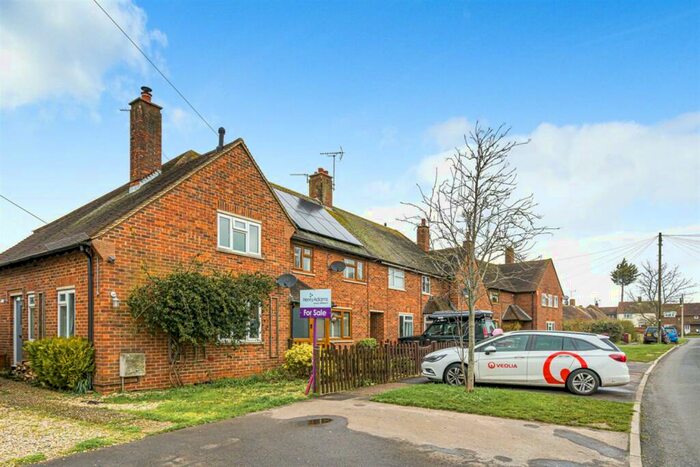 2 Bedroom End Of Terrace House For Sale In St. Blaises Road, Boxgrove, PO18