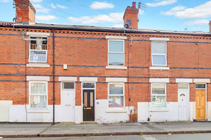 2 Bedroom Terraced House For Sale In Kimberley Street, Nottingham, NG2