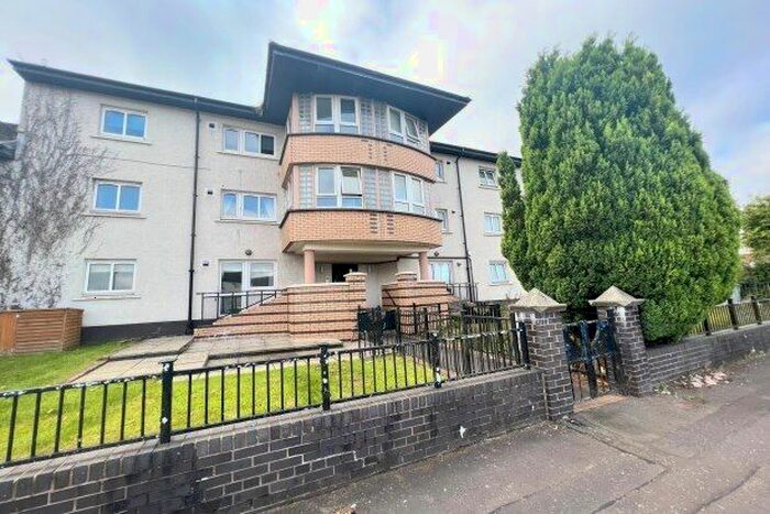 2 Bedroom Flat To Rent In Castlemilk Drive, Glasgow, G45