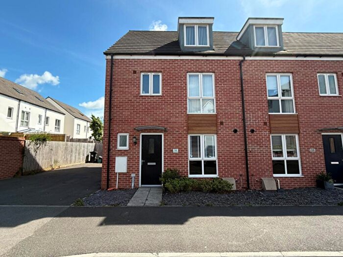 4 Bedroom End Of Terrace House For Sale In Kenney Street, Bristol, BS13