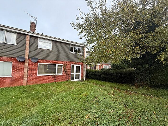 3 Bedroom Property To Rent In Bramley Close, Bristol, BS35