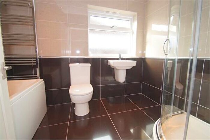 3 Bedroom Bungalow To Rent In Albany Close, Bexley, DA5