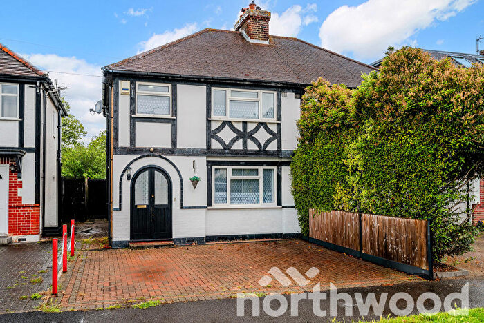 3 Bedroom Semi-Detached House For Sale In Pams Way, Ewell, Epsom, KT19