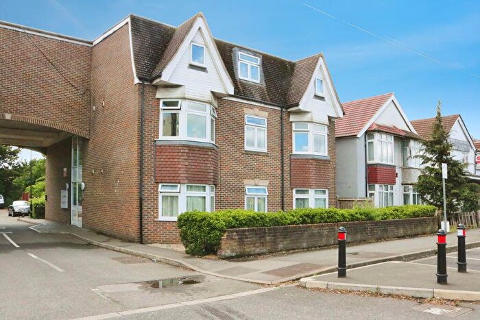 1 Bedroom Flat For Sale In London Road, Slough, SL3