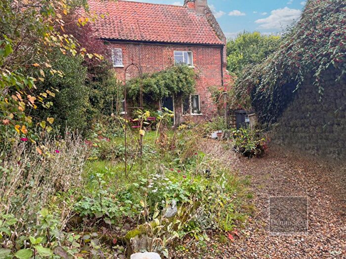 1 Bedroom Cottage For Sale In Church Street, Plumstead, Norwich, NR11