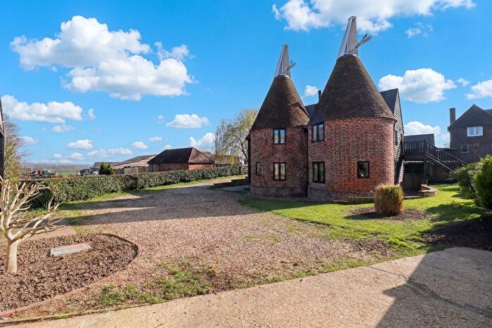 4 Bedroom Detached House For Sale In Cuckoo Lane, Brenchley, TN12