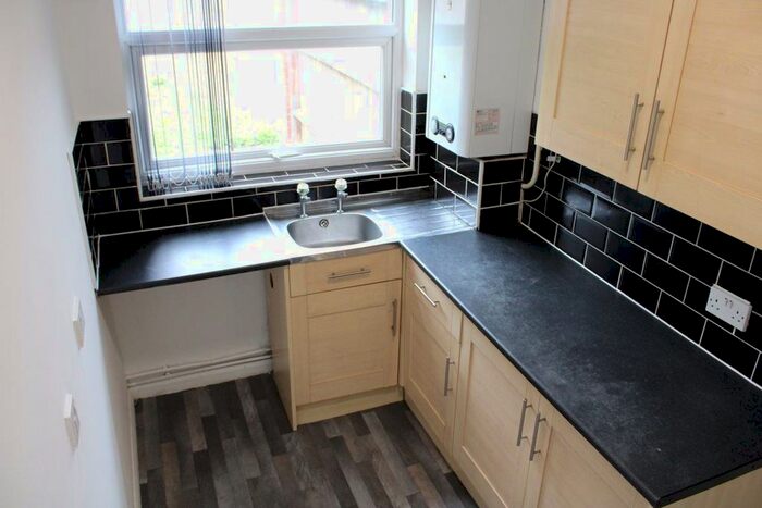 1 Bedroom Flat To Rent In Hawksworth Street, Liverpool, Merseyside, L4