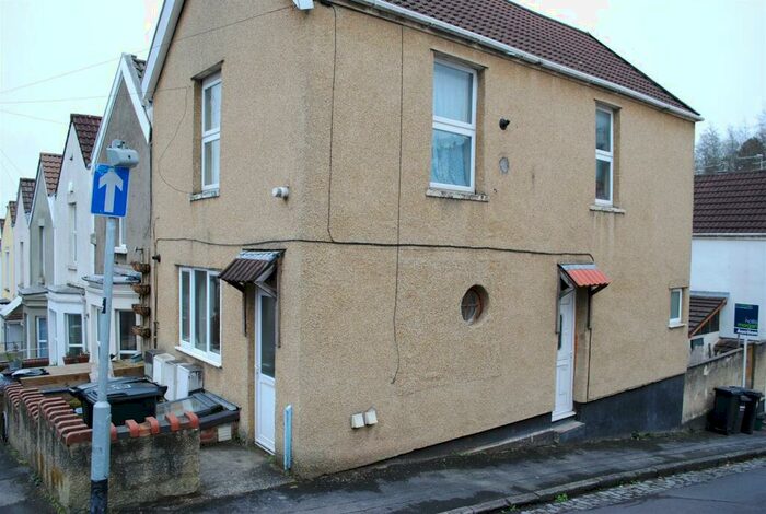 1 Bedroom Flat To Rent In Summer Hill, Totterdown, Bristol, BS4