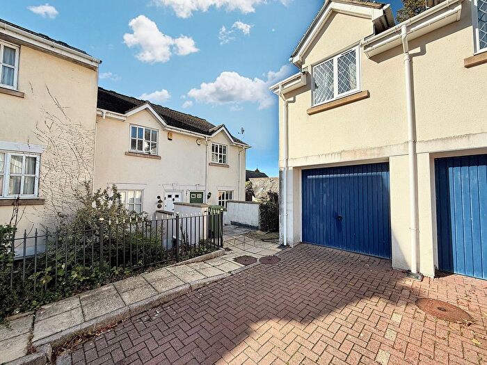 4 Bedroom End Terrace House To Rent In Bronshill Mews, Torquay, TQ1