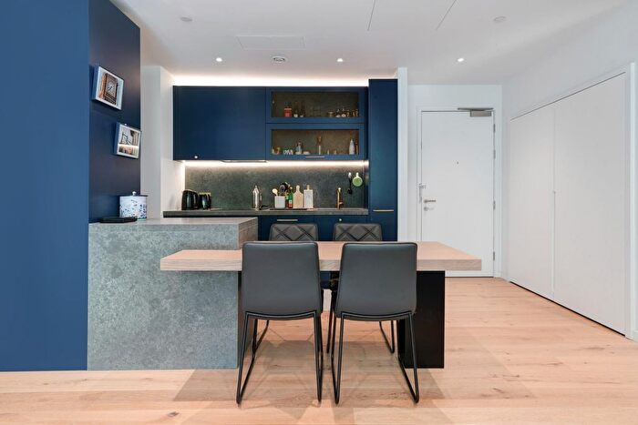 1 Bedroom Flat To Rent In Hampden House, Goodluck Hope, London, E14