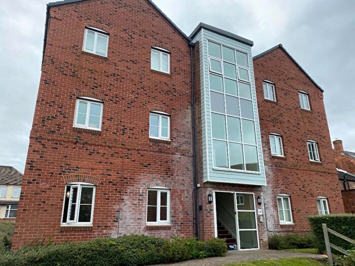 2 Bedroom Flat To Rent In Chandley Wharf, Warwick, Warwickshire, CV34