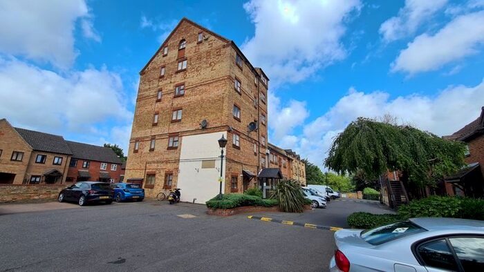 2 Bedroom Flat To Rent In Great Whyte, Ramsey, PE26