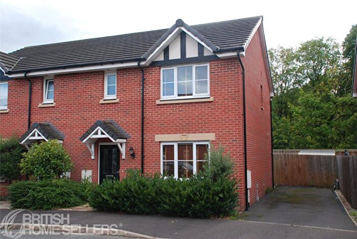 3 Bedroom Semi-Detached House For Sale In Scarfell Crescent, Davenham, Northwich, Cheshire, CW9